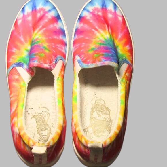 Trendy Skechers  Women's Slip On Shoes - Size 11 US | Stylish Tie Dye Pattern - Picture 2 of 6